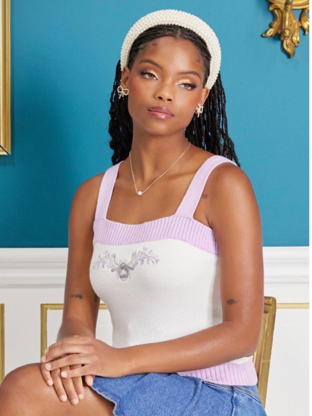Hot Topic Her Universe Bridgerton White & Lavender Knit Tank Top — Size XS